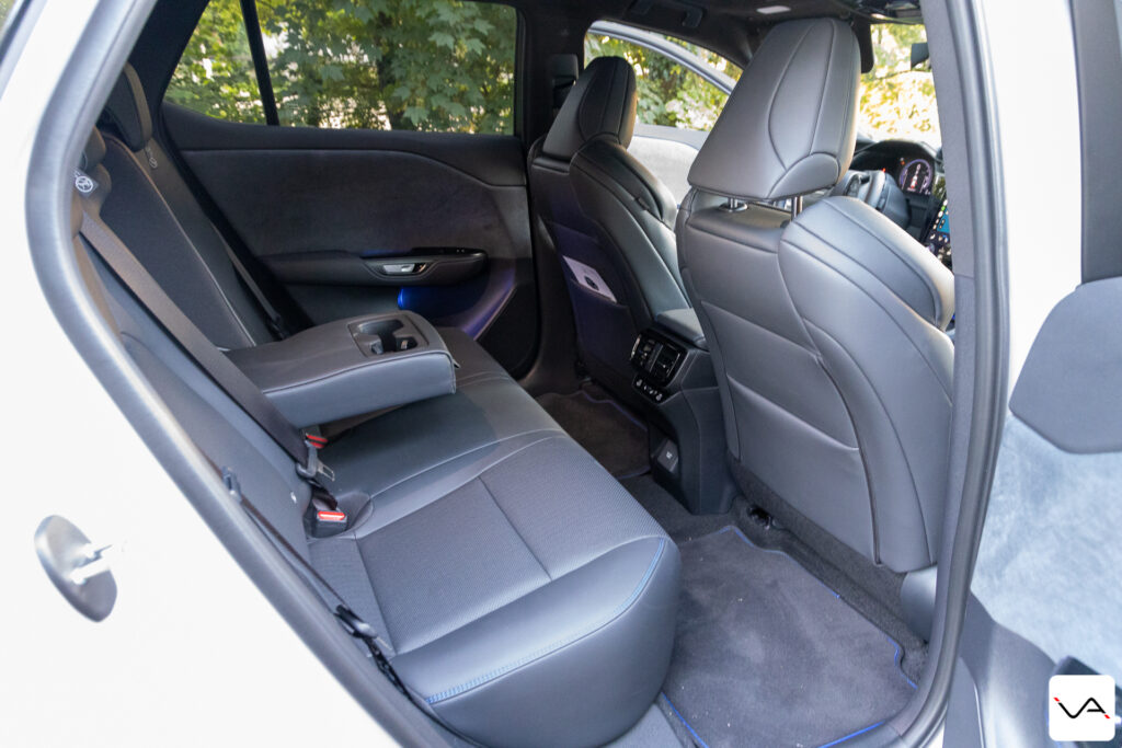 Lexus RZ 550e