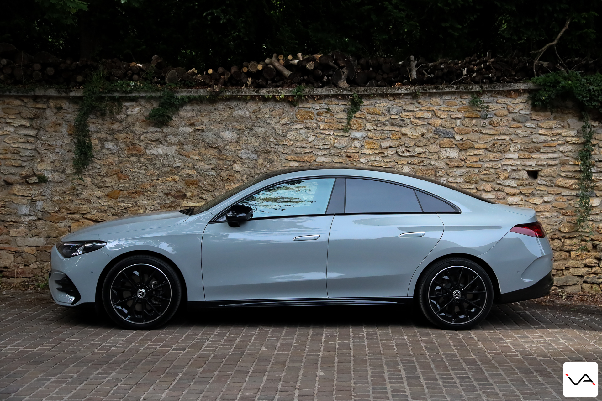 Mercedes Benz CLA 350