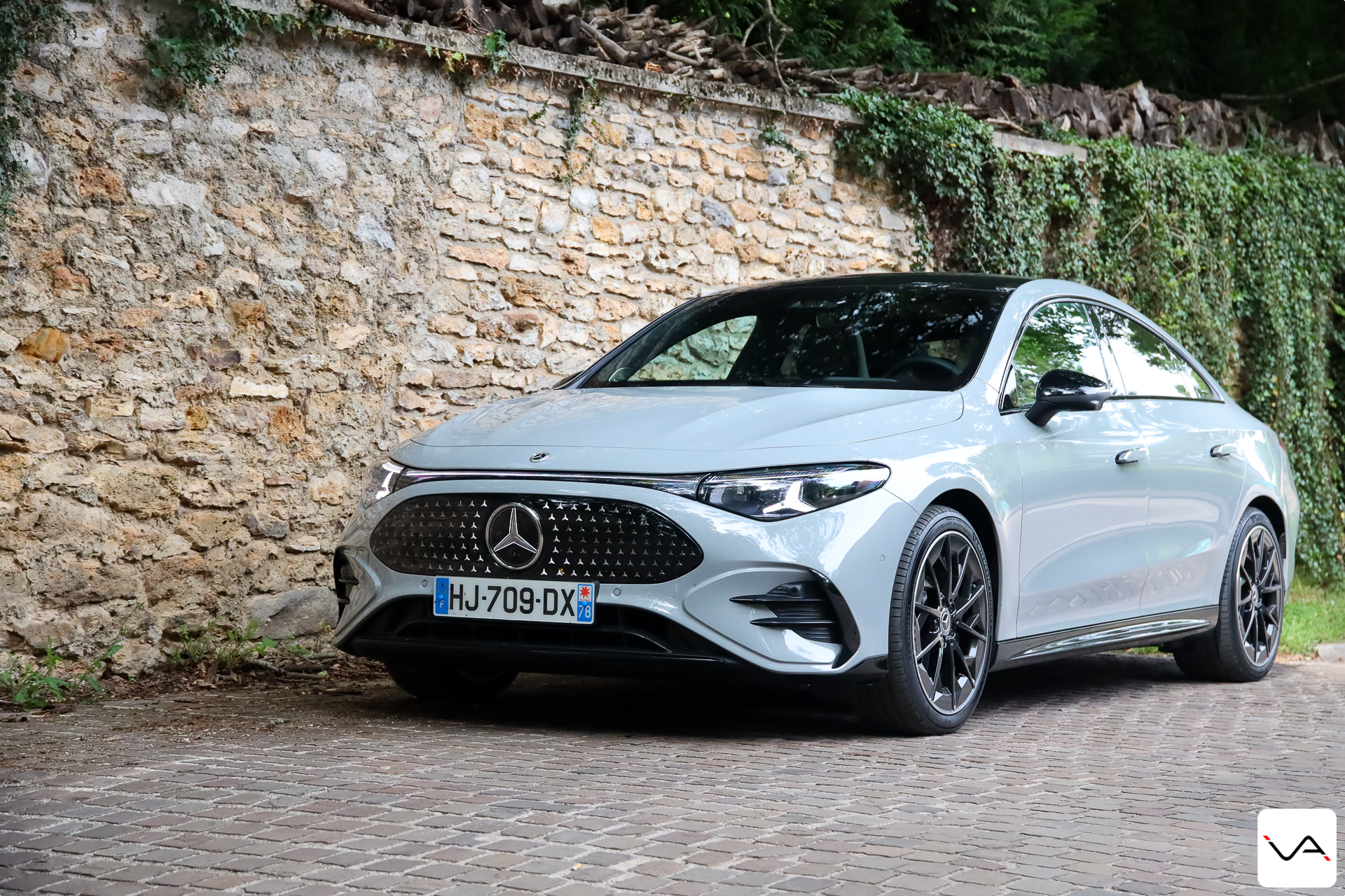 Mercedes Benz CLA 350